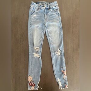 American Eagle Light Blue stretch Skinny Jeans with Floral Embroidery